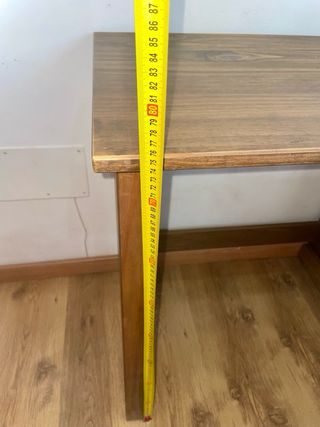 Escritorio de madera rústico