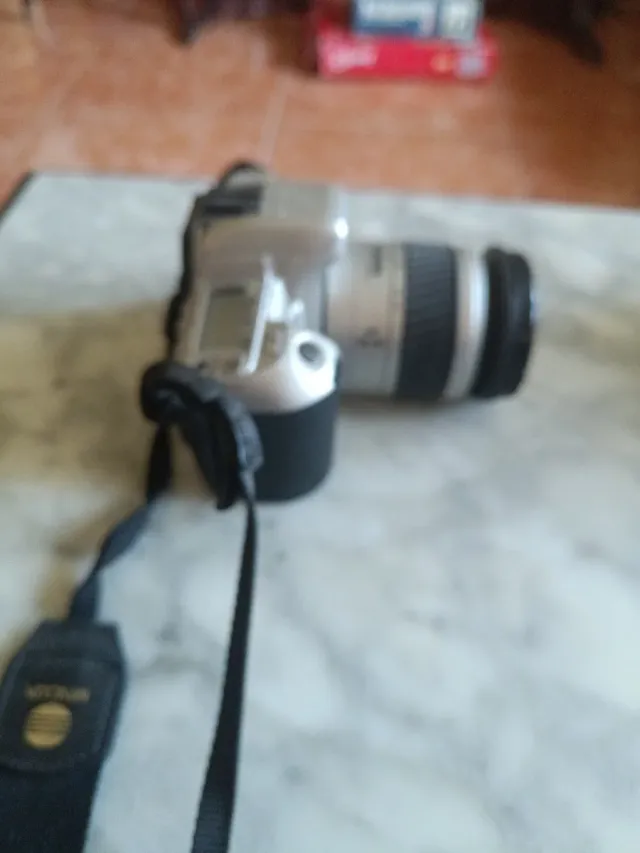 Cámara Minolta 404si Dynax