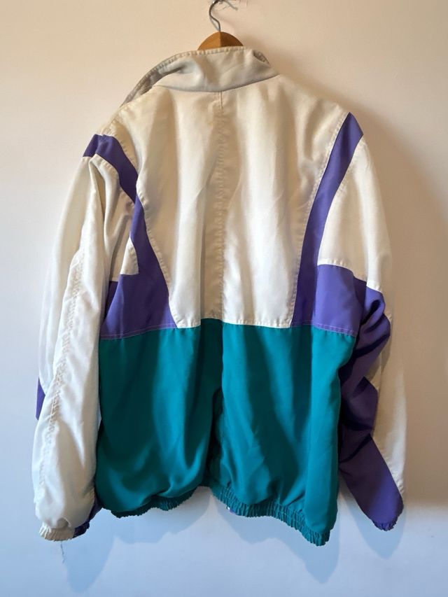 Chaqueta chándal retro púrpura, verde y blanco