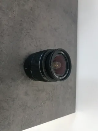 Cámara Canon EOS 1200 + 2 objetivos