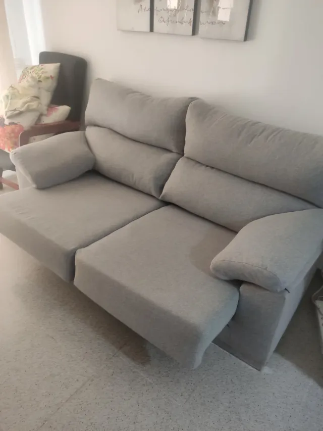 Sofá de 2 plazas gris