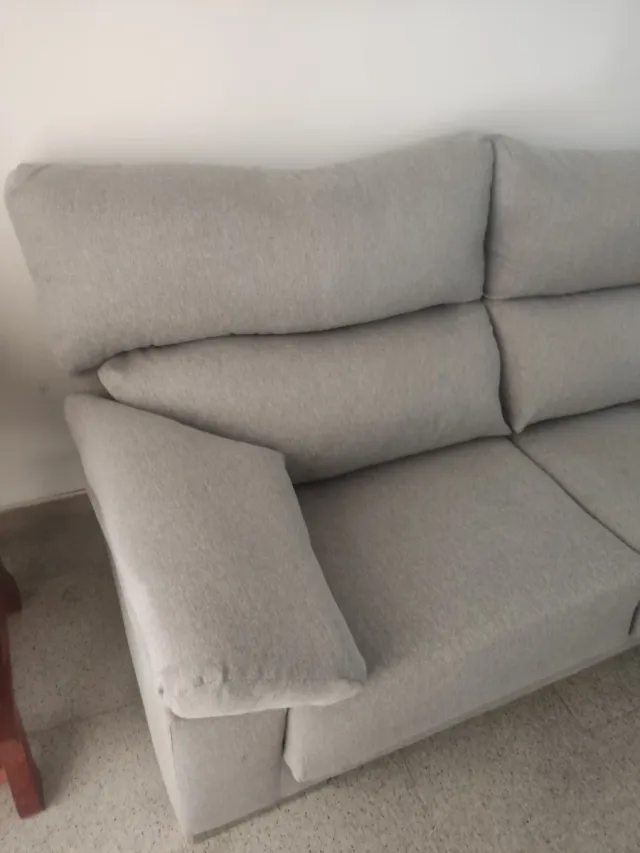 Sofá de 2 plazas gris