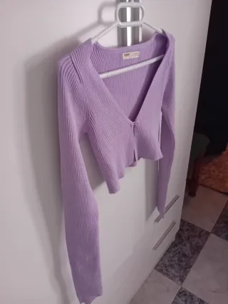 Cárdigan lila pastel