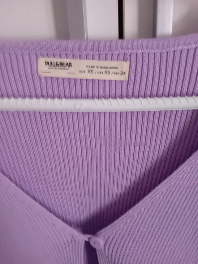 Cárdigan lila pastel