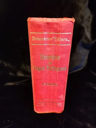 Dicionário de Língua Portuguesa