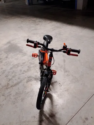 Bicicleta infantil naranja Btwin