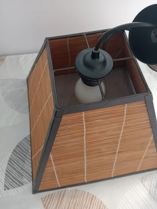 Lámpara de techo bambú y metal
