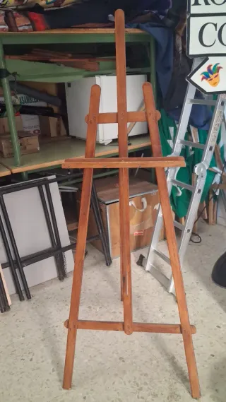 Caballete de madera para artistas
