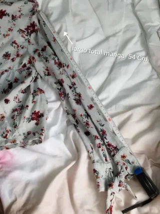 Blusa BERSHKA Cremosa Estampada XS