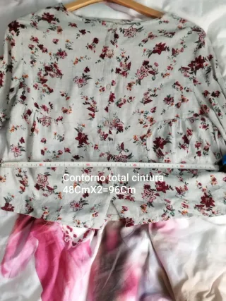 Blusa BERSHKA Cremosa Estampada XS