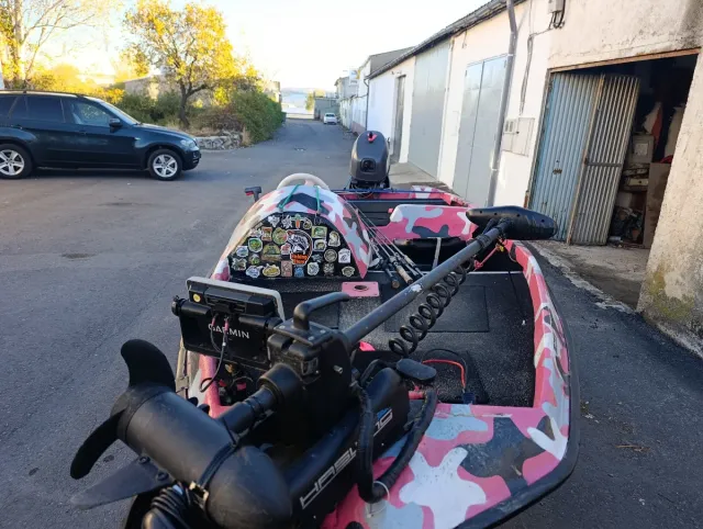 Barca de pesca Bass Boat