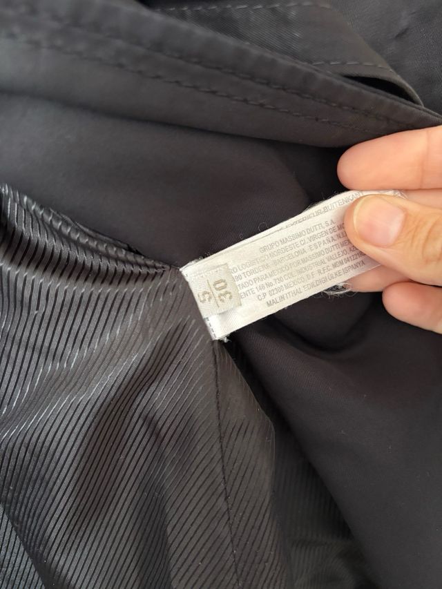 Gabardina Massimo Dutti Negra Talla S