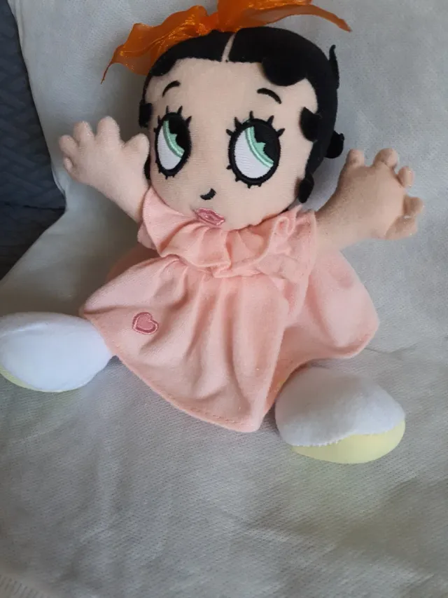 Peluche Betty Boop vestido rosa
