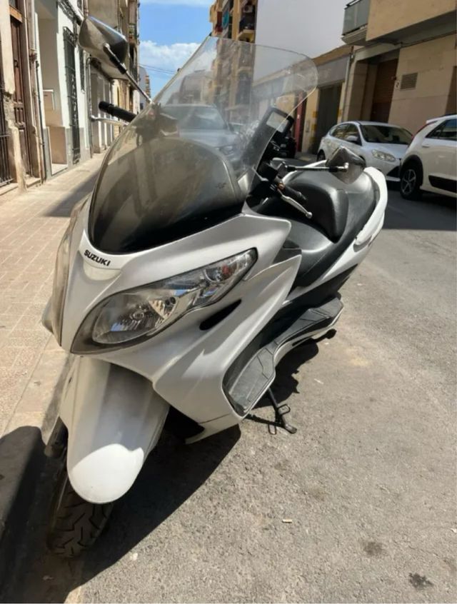 DESPIECE Suzuki Burgman 125 Blanca 2007