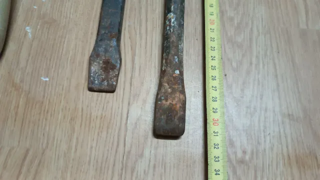 Paleta de albañil + 2 cinceles