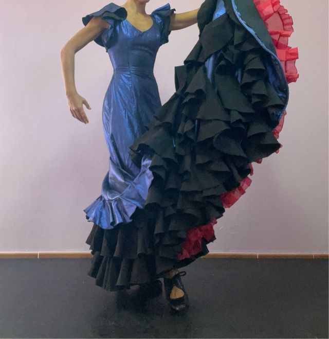 Bata de Cola Flamenco Azul y Negro