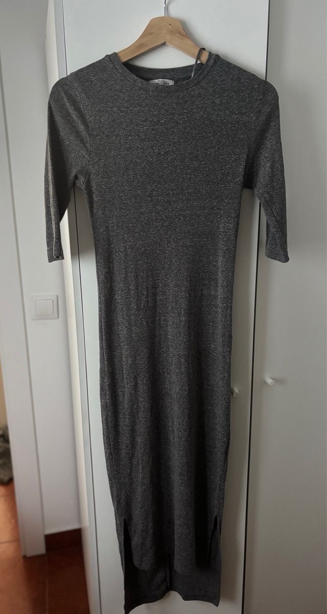Vestido largo ajustado gris oscuro