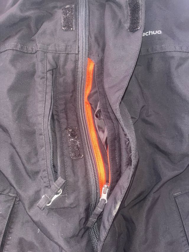 Chaqueta Quechua Negra