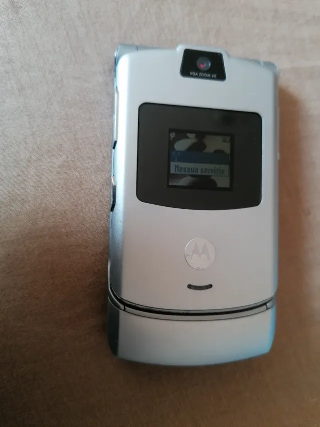 Motorola RAZR V3 Argento Collezione
