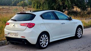 Alfa Romeo Giulietta 2011