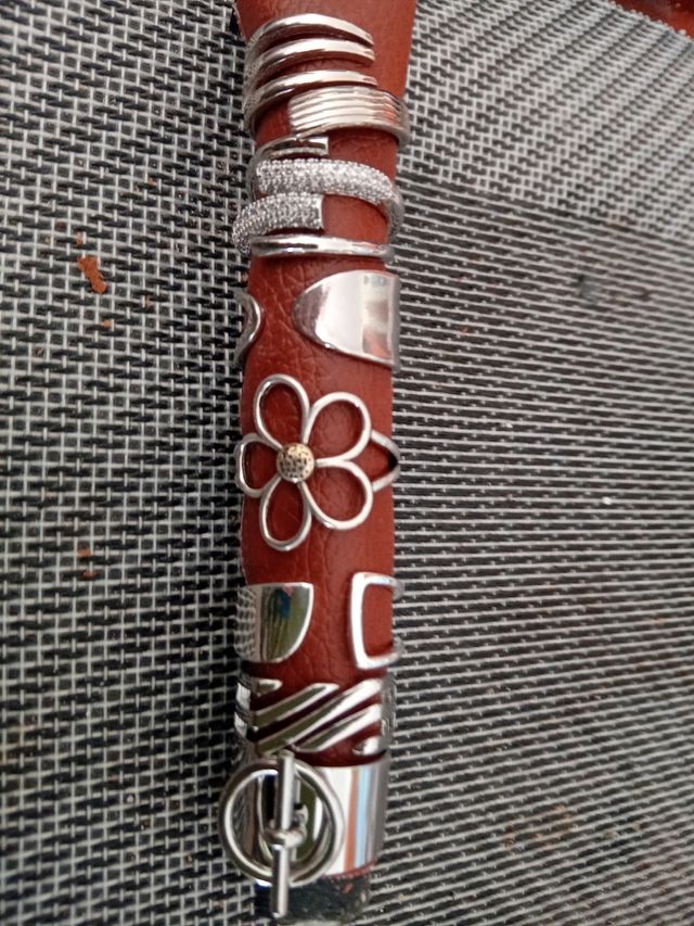 Vendo anillos procedentes de.muestrario