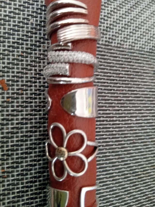 Vendo anillos procedentes de.muestrario