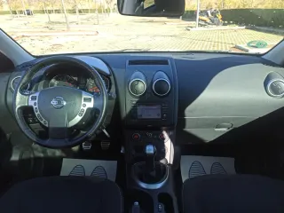 Nissan Qashqai año 2013 sólo 180000 km etiqueta C