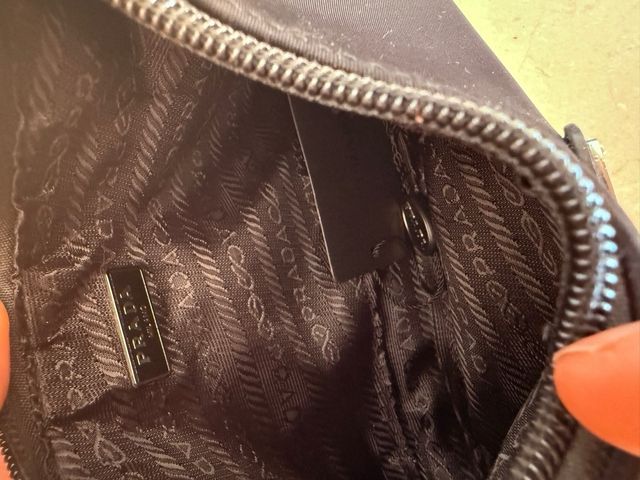Bolsito Prada Re-Edition 2000 Negro