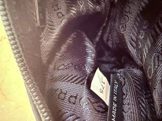 Bolsito Prada Re-Edition 2000 Negro