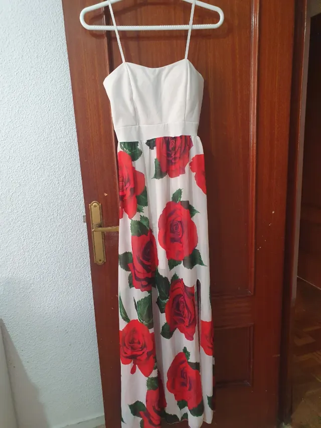 Vestido largo estampado rosas