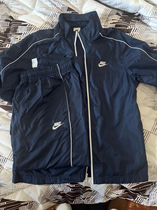 Conjunto deportivo Nike azul Talla M