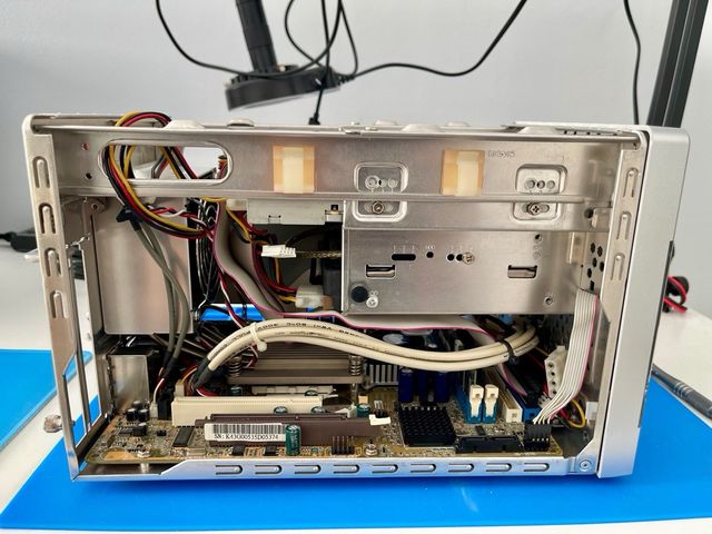 PC retro compatto Shuttle XPC