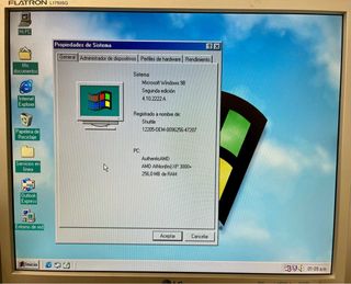 PC retro compacto Shuttle XPC