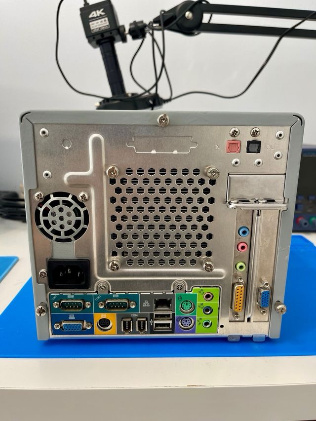 PC retro compatto Shuttle XPC