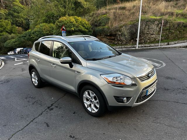 Ford Kuga 2011