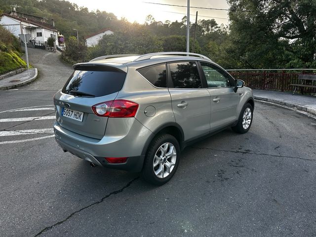 Ford Kuga 2011
