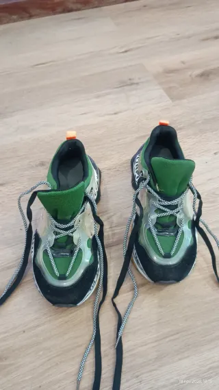 Deportivas multicolores talla 41