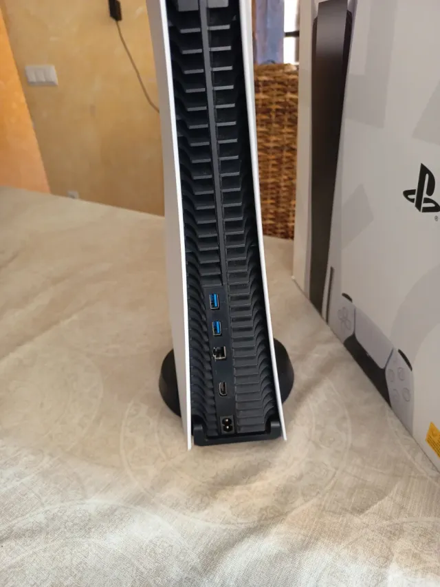 Consola PS5 con lector + Mando