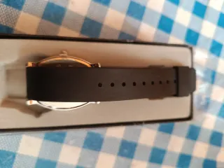 Reloj HALEI Quartz Caja Negra