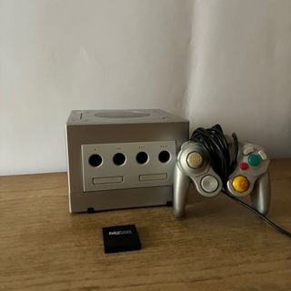 GameCube + Controller originale e cavi e memory