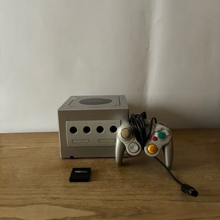 GameCube + Controller originale e cavi e memory
