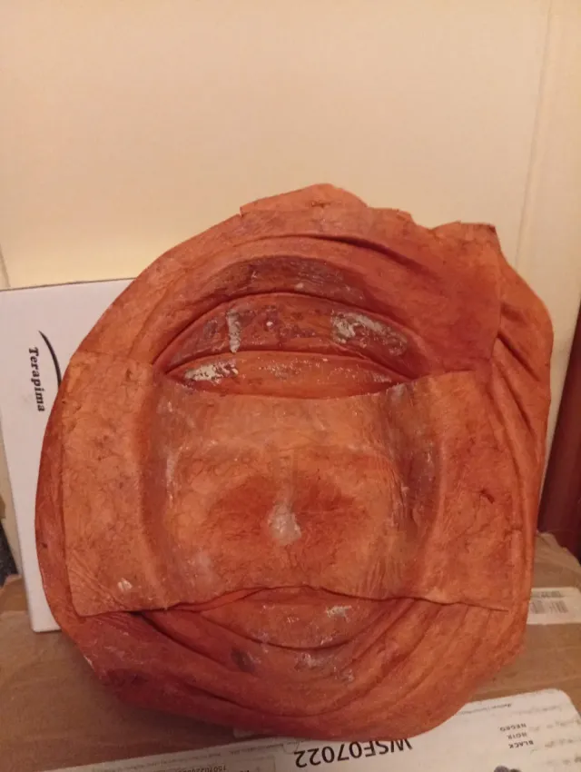 Máscara de cuero de Túnez