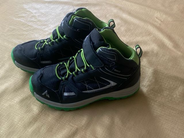 Botas de monte McKinley Talla 32