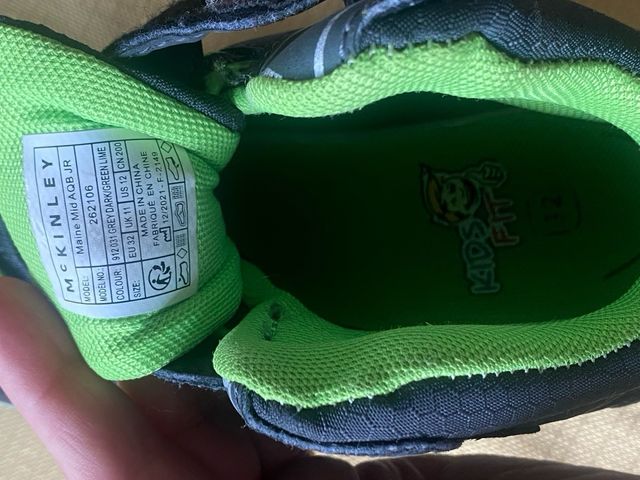 Botas de monte McKinley Talla 32