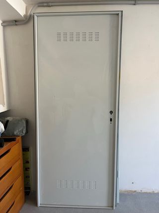 Puerta trastero lacada blanco