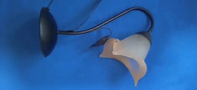 Lámpara de forja con tulipa flor cristal