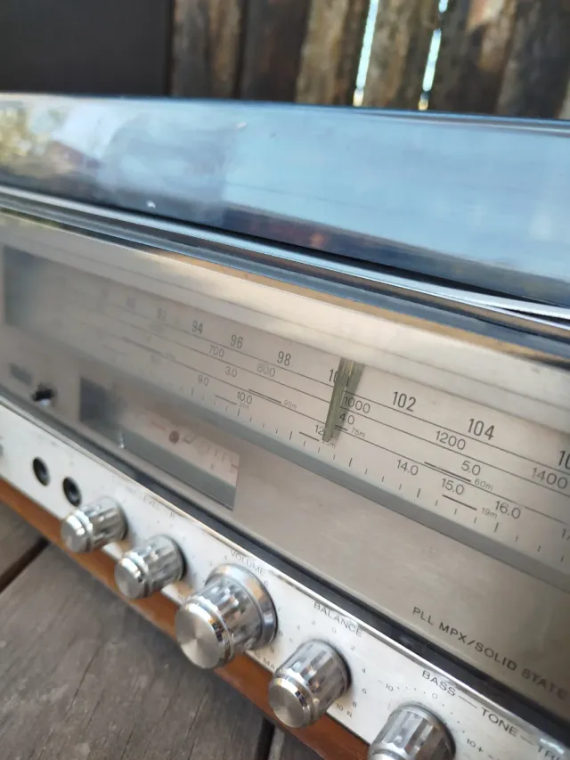 Tocadiscos antiguo Sony HMK 339