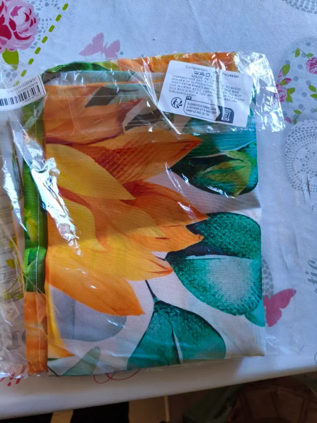 Mantel de mesa con girasoles