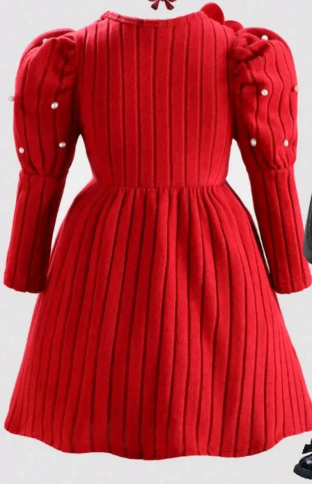 Vestido rojo niña perlas manga abullonada  8 años