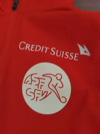 Chaqueta y Chandal Puma Selección de fútbol Suiza.